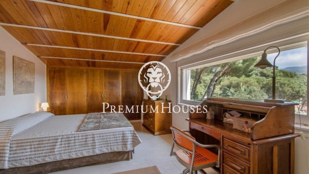 9 chambre Villa/Maison à vendre à Sant Andreu de Llavaneres avec piscine garage - 1 950 000 € (Ref: 9205129)