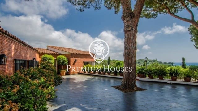 9 chambre Villa/Maison à vendre à Sant Andreu de Llavaneres avec piscine garage - 1 950 000 € (Ref: 9205129)