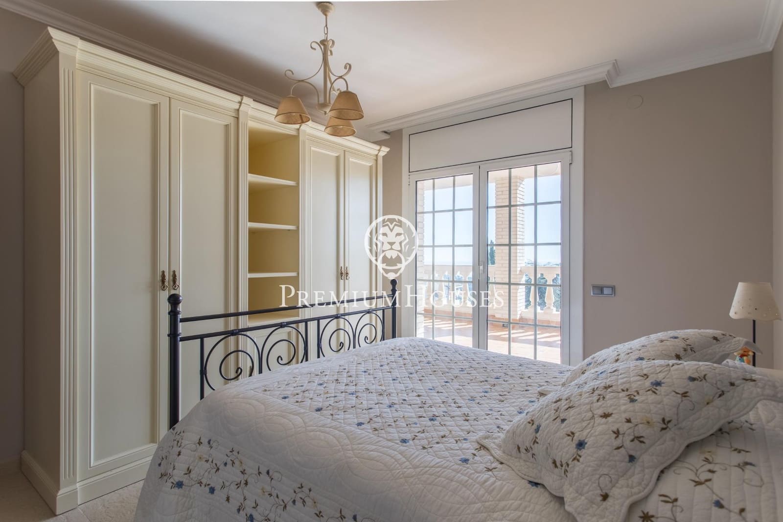 10 soverom Villa til salgs i Alella med svømmebasseng - € 1 695 000 (Ref: 9205130)