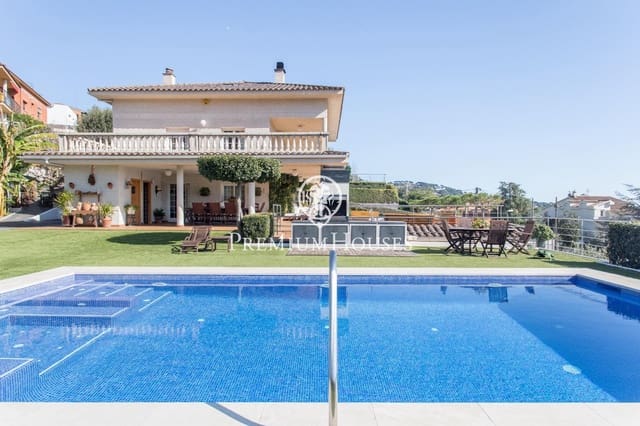 Chalet de 10 habitaciones en Alella en venta con piscina - 1.695.000 € (Ref: 9205130)