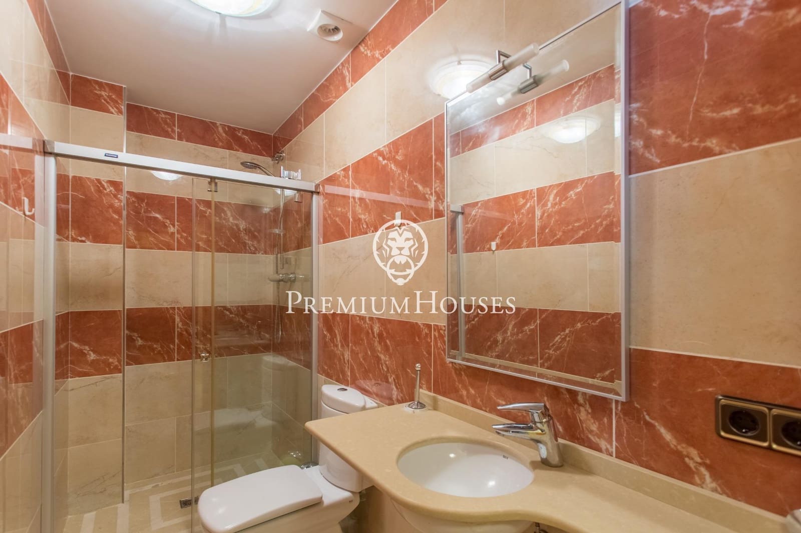 3 soveværelse Villa til salg i Lloret de Mar med swimmingpool garage - € 1.500.000 (Ref: 9205132)