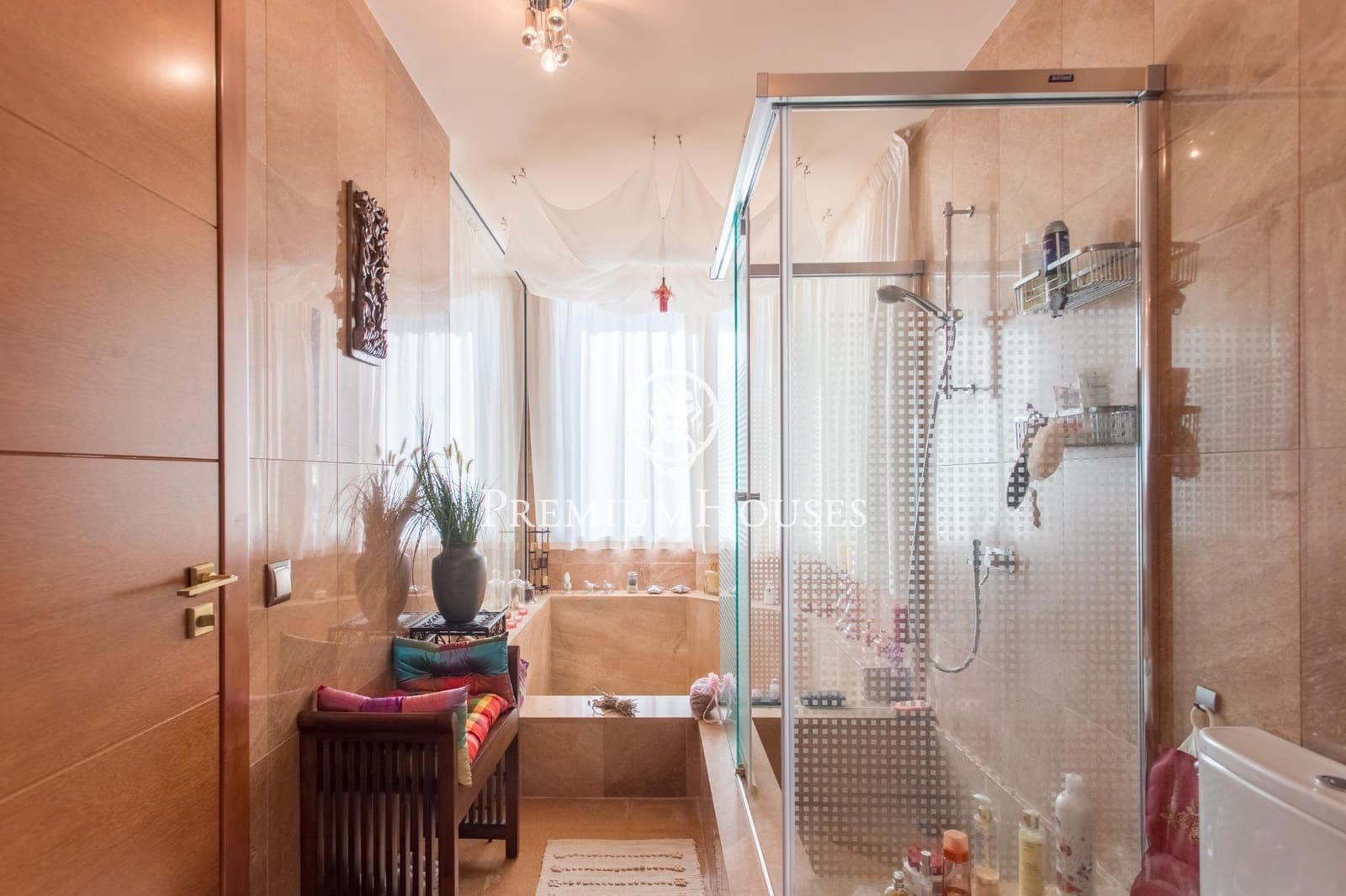 5 bedroom Villa for sale in Lloret de Mar with pool garage - € 2,300,000 (Ref: 9205133)