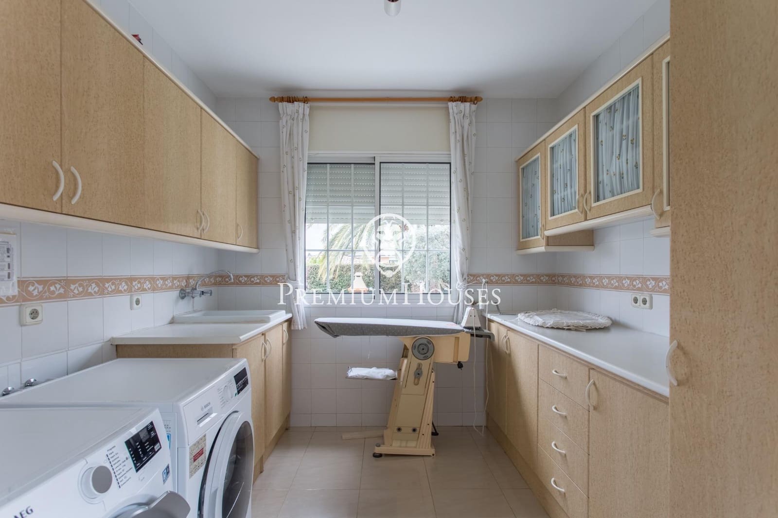 7 soveværelse Villa til salg i Vilassar de Dalt med swimmingpool garage - € 1.750.000 (Ref: 9205134)