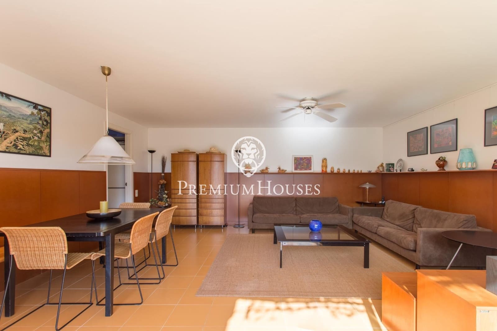 7 bedroom Villa for sale in Sant Vicenc de Montalt with pool garage - € 2,700,000 (Ref: 9205136)