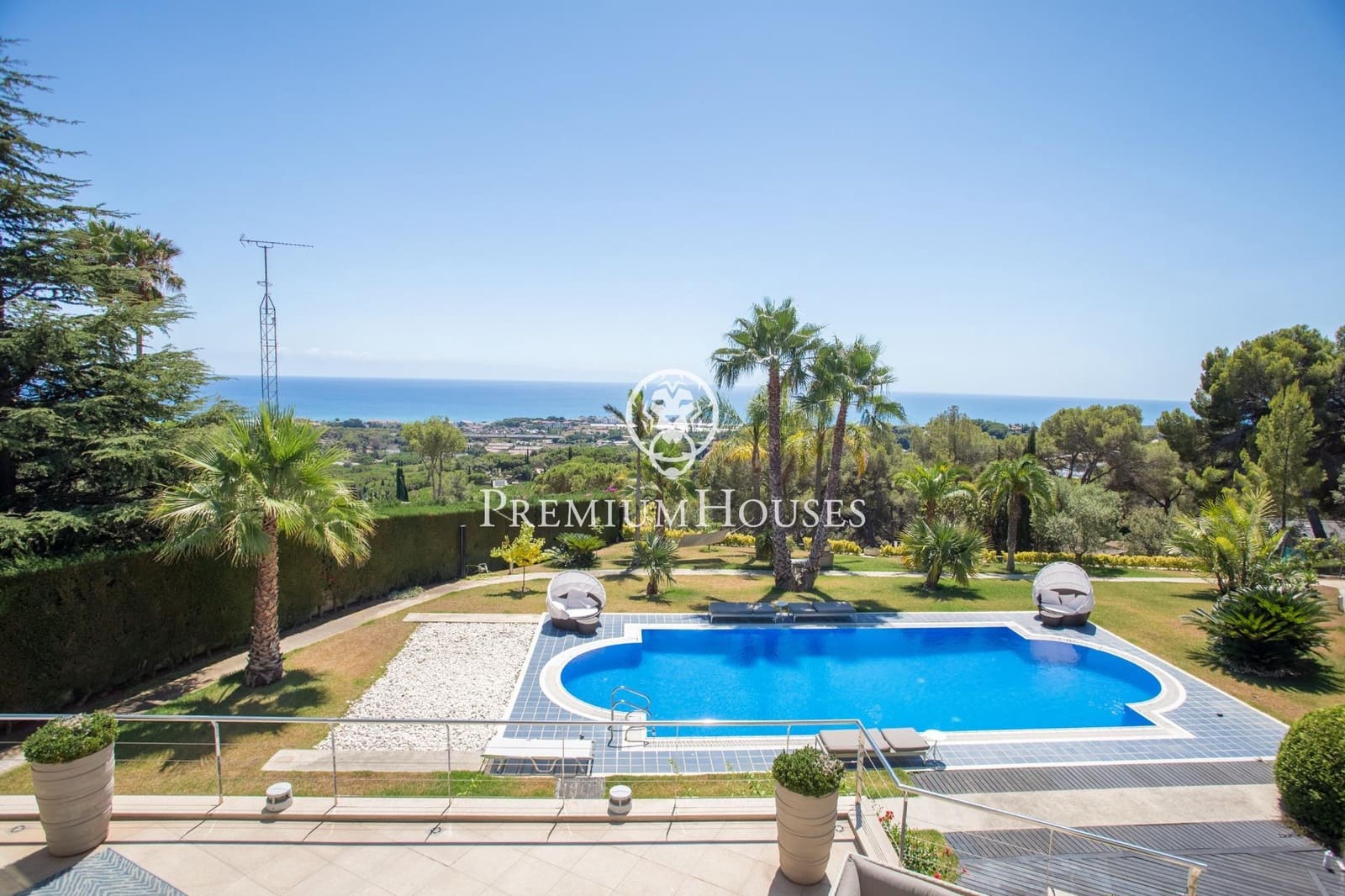 7 chambre Villa/Maison à vendre à Sant Andreu de Llavaneres avec piscine garage - 3 500 000 € (Ref: 9205138)