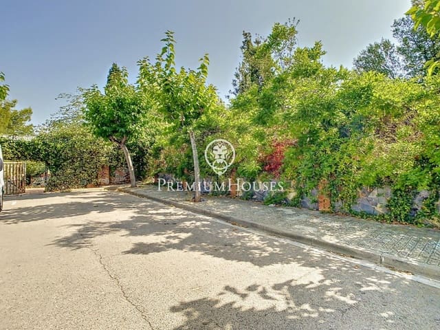 Tomt till salu i El Masnou - 440 000 € (Ref: 9205139)