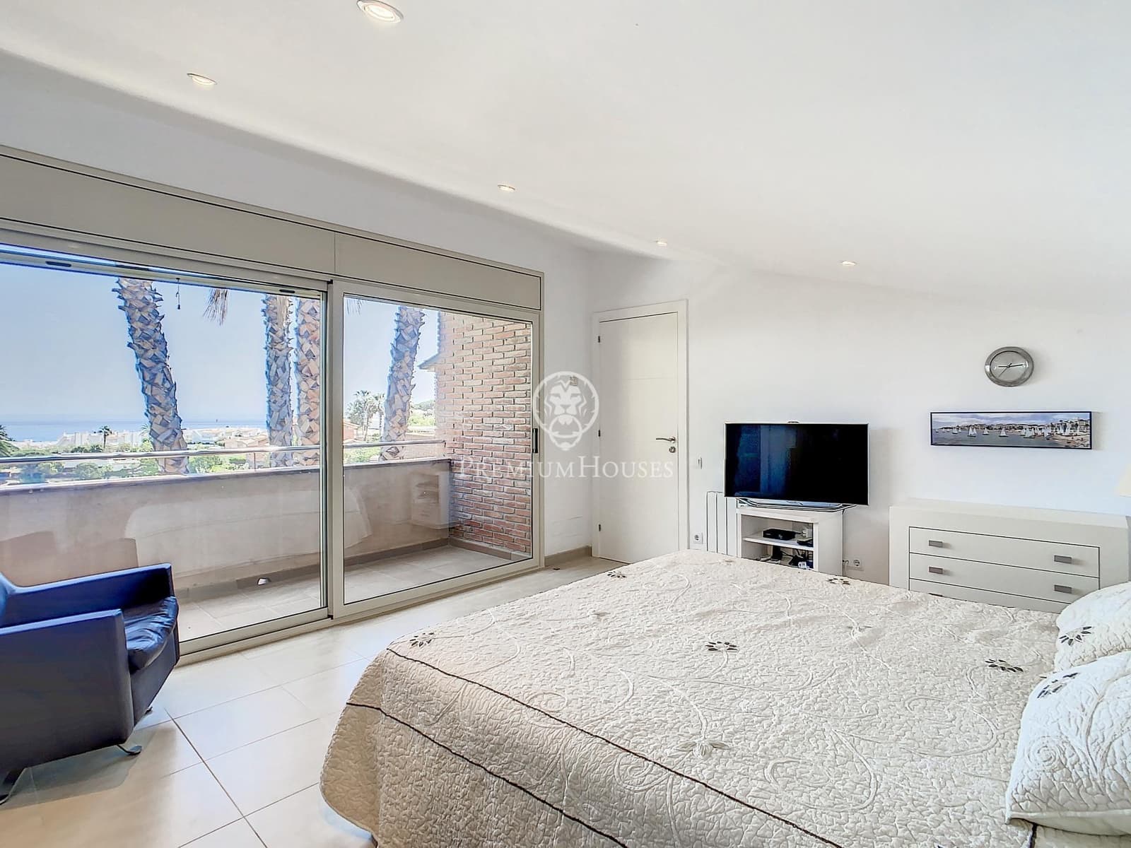 5 chambre Villa/Maison à vendre à Sant Pol de Mar avec piscine - 1 000 000 € (Ref: 9205153)