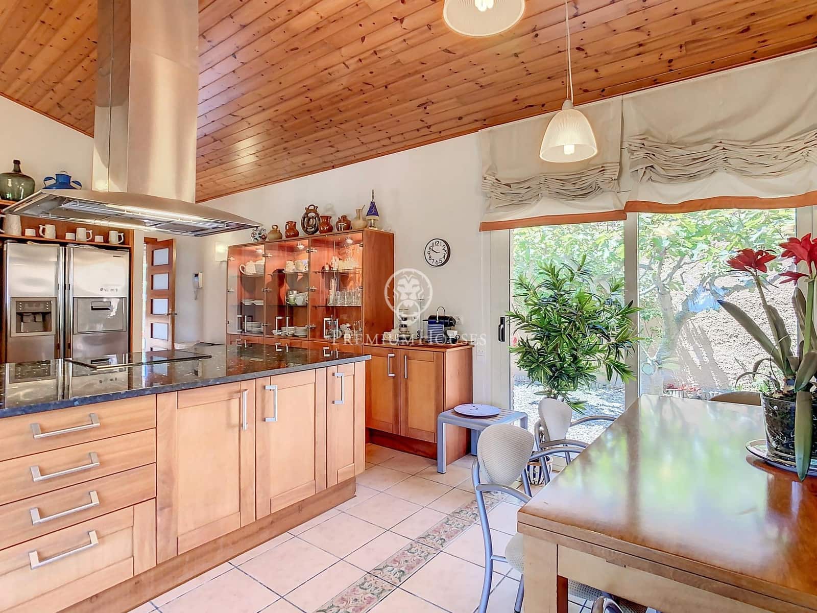 5 chambre Villa/Maison à vendre à Sant Pol de Mar avec piscine - 1 000 000 € (Ref: 9205153)