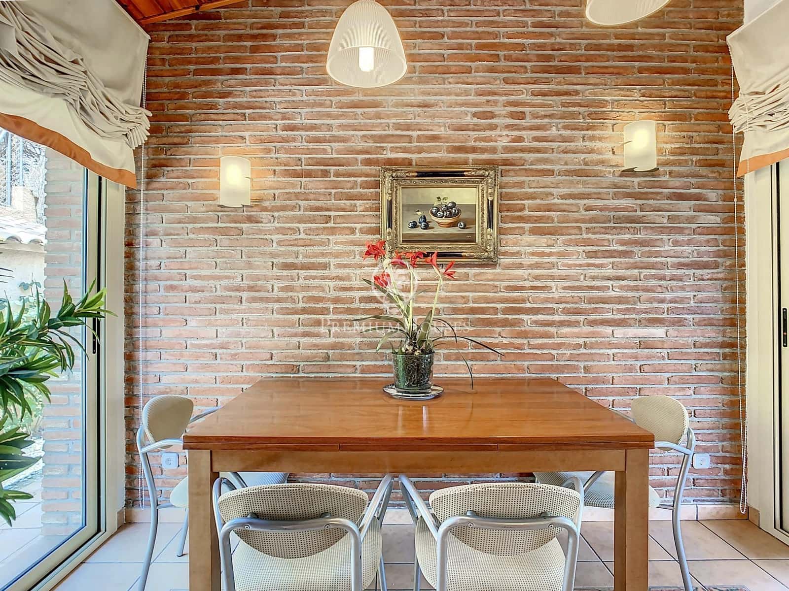 5 chambre Villa/Maison à vendre à Sant Pol de Mar avec piscine - 1 000 000 € (Ref: 9205153)