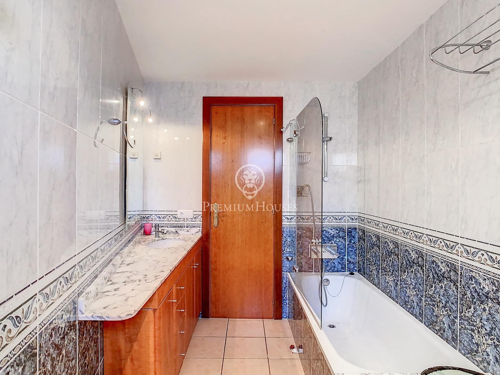 5 chambre Villa/Maison à vendre à Sant Pol de Mar avec piscine - 1 000 000 € (Ref: 9205153)