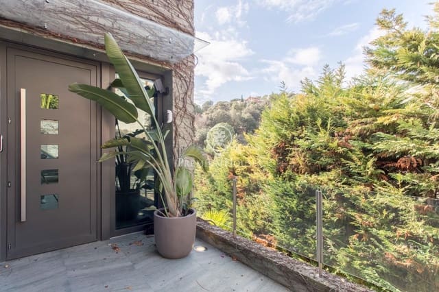 4 sypialnia Willa na sprzedaż w Alella z basenem garażem - 2 499 000 € (Ref: 9205156)