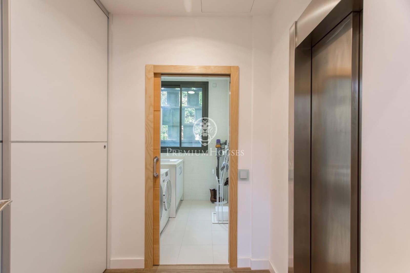 4 sypialnia Willa na sprzedaż w Alella z basenem garażem - 2 499 000 € (Ref: 9205156)