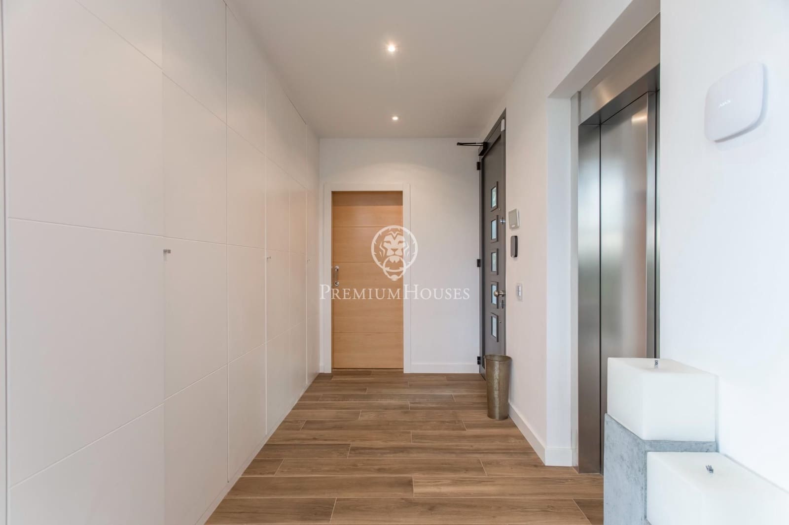 4 sypialnia Willa na sprzedaż w Alella z basenem garażem - 2 499 000 € (Ref: 9205156)