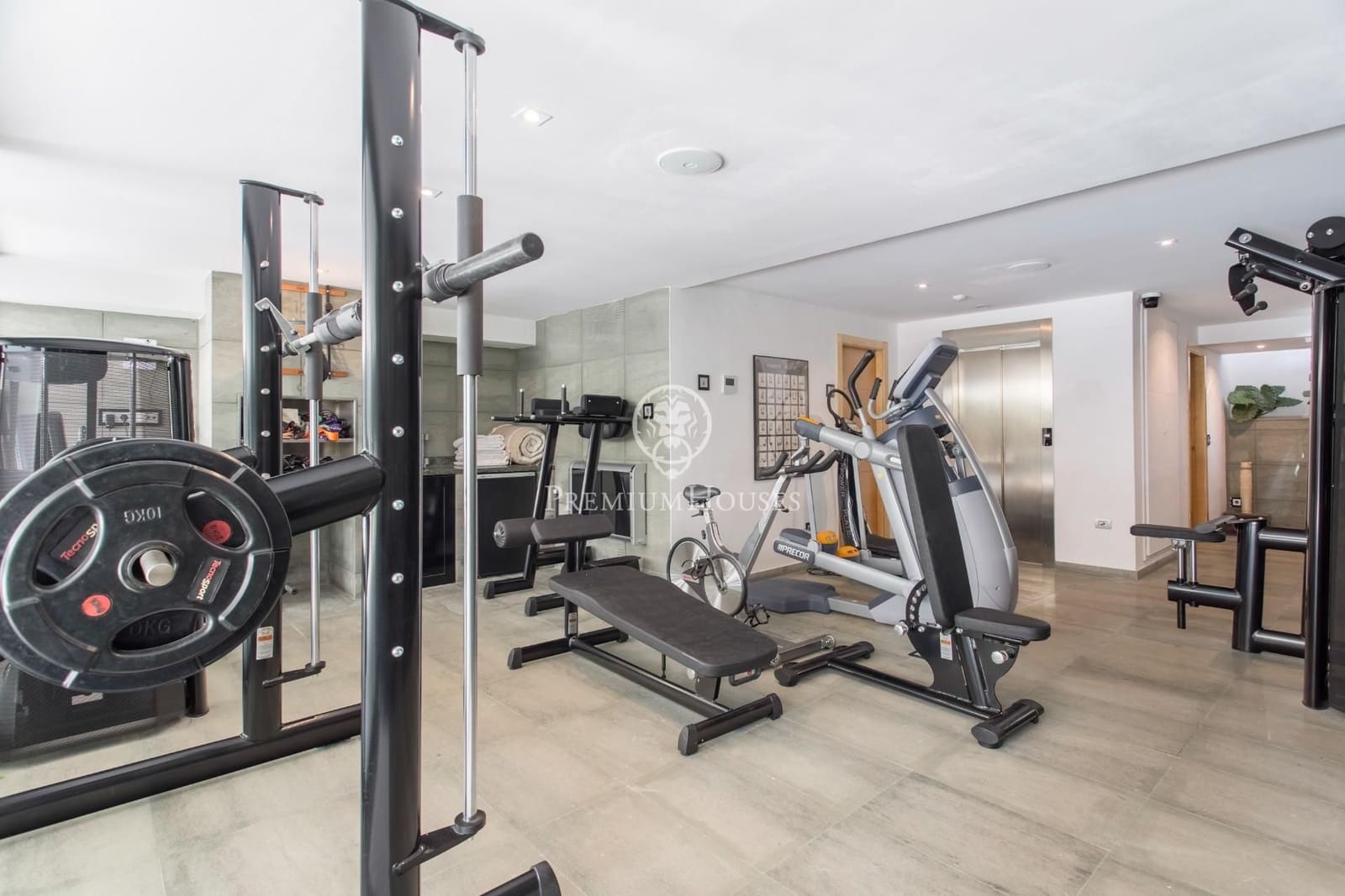 4 sypialnia Willa na sprzedaż w Alella z basenem garażem - 2 499 000 € (Ref: 9205156)