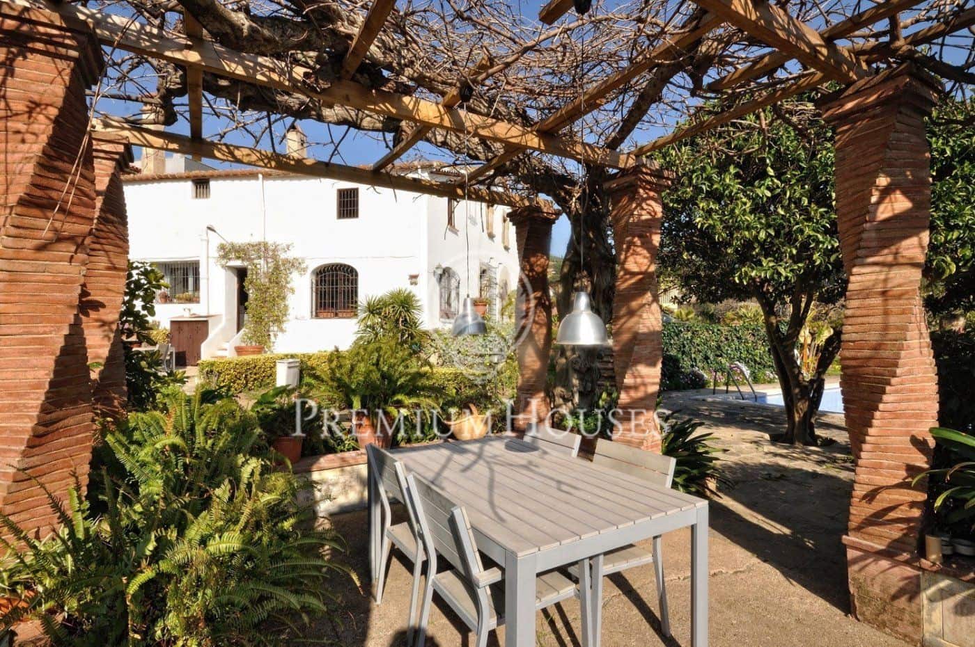 10 chambre Finca/Maison de Campagne à vendre à Cabrera de Mar avec piscine garage - 1 200 000 € (Ref: 9205159)