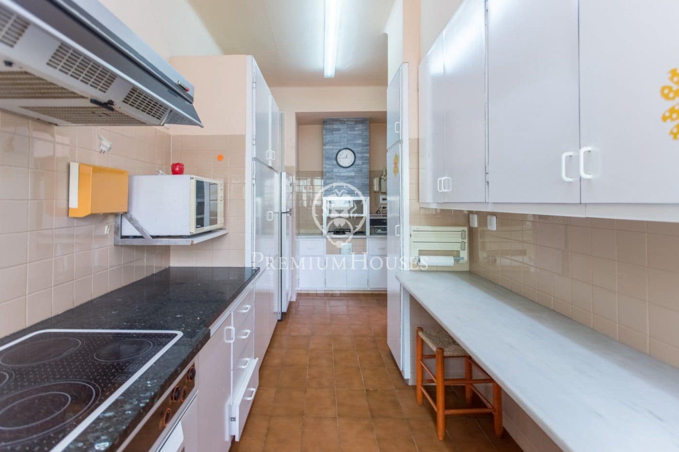 10 chambre Local Commercial à vendre à Malgrat de Mar avec garage - 675 000 € (Ref: 9205163)