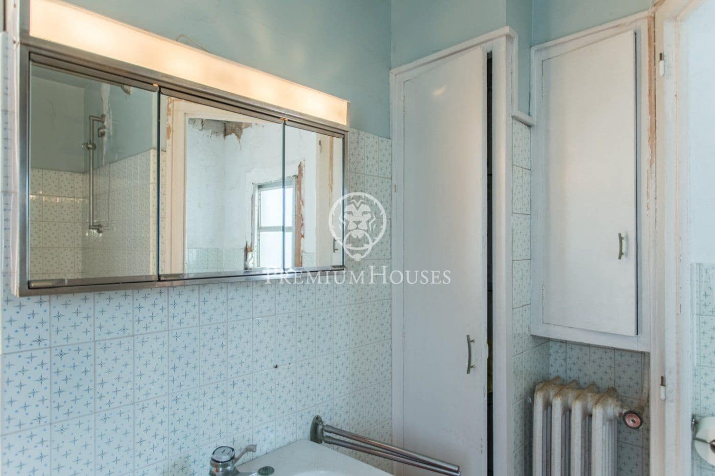 10 chambre Local Commercial à vendre à Malgrat de Mar avec garage - 675 000 € (Ref: 9205163)