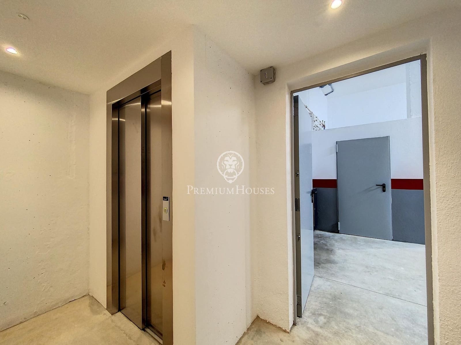 4 soveværelse Villa til salg i Lloret de Mar med swimmingpool - € 869.500 (Ref: 9205166)