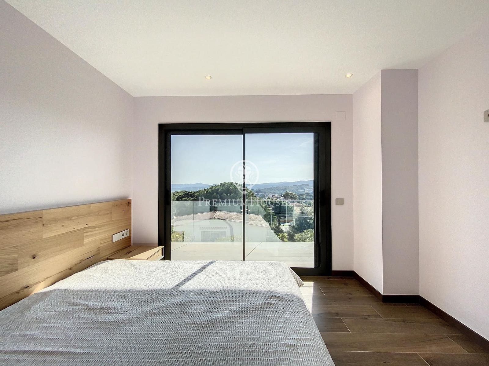 4 soveværelse Villa til salg i Lloret de Mar med swimmingpool garage - € 869.500 (Ref: 9205166)