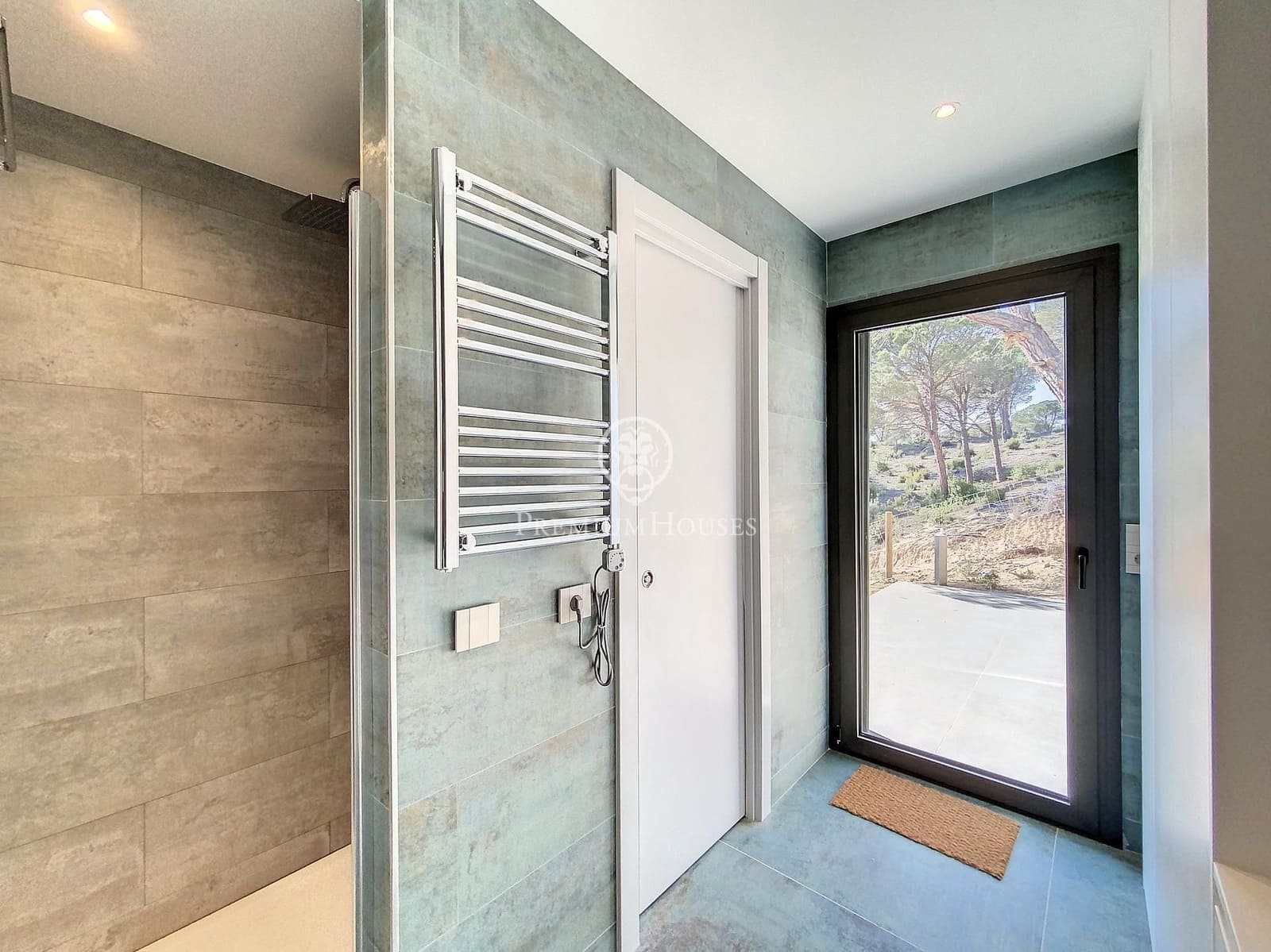 4 soveværelse Villa til salg i Lloret de Mar med swimmingpool garage - € 869.500 (Ref: 9205166)