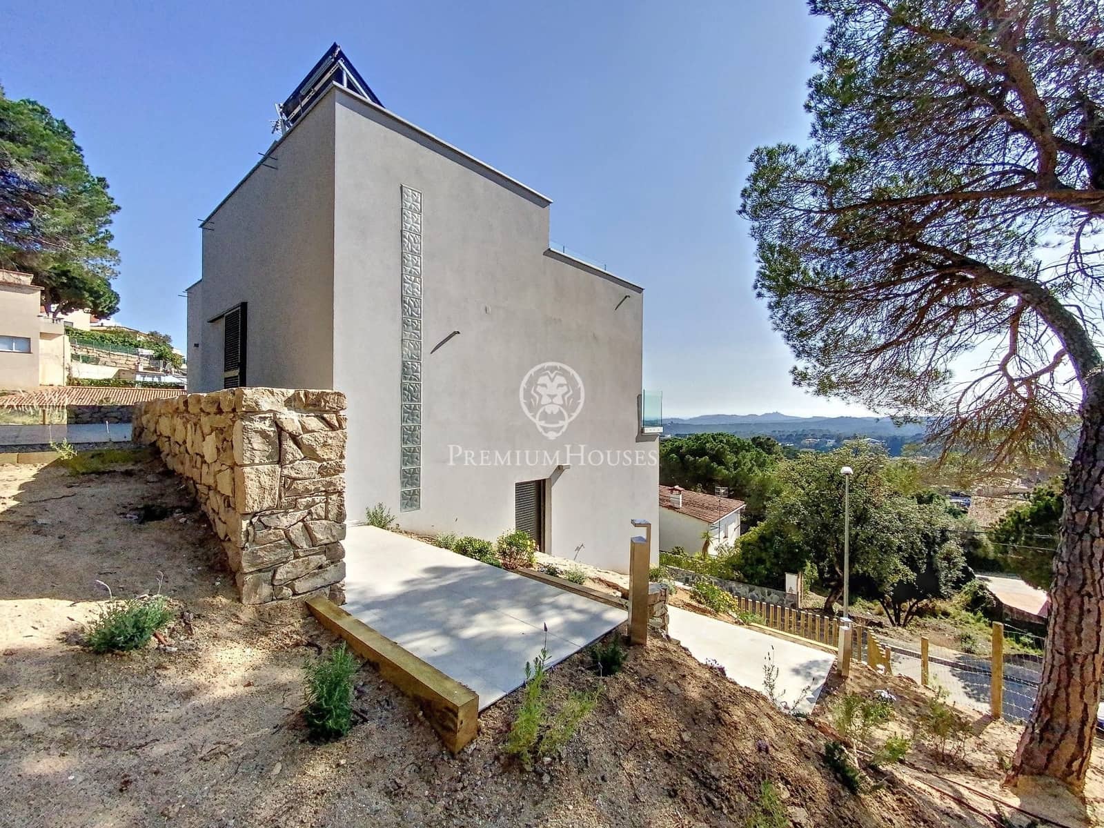 4 soveværelse Villa til salg i Lloret de Mar med swimmingpool garage - € 869.500 (Ref: 9205166)