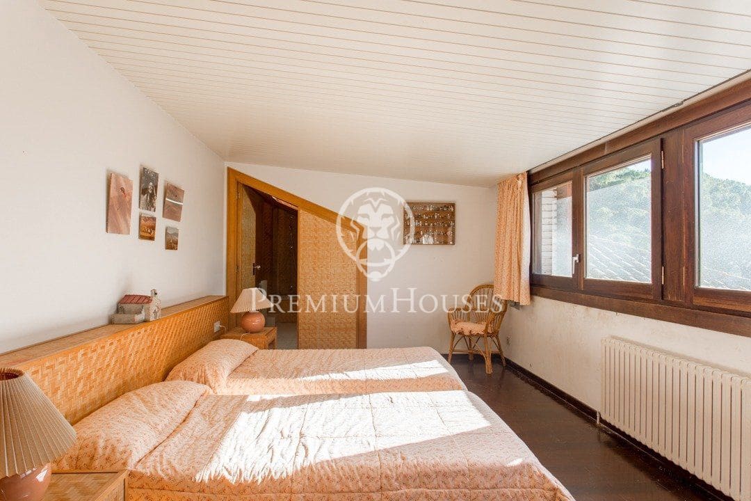 11 bedroom Villa for sale in Sant Andreu de Llavaneres with pool - € 1,700,000 (Ref: 9205167)