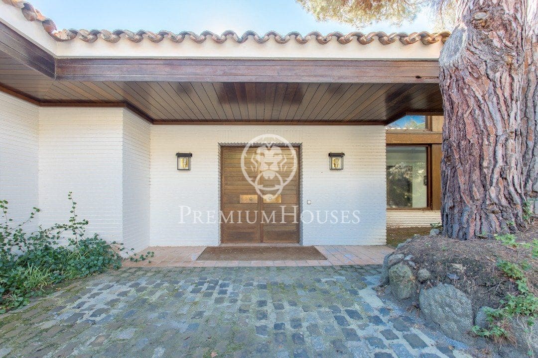 11 bedroom Villa for sale in Sant Andreu de Llavaneres with pool - € 1,700,000 (Ref: 9205167)