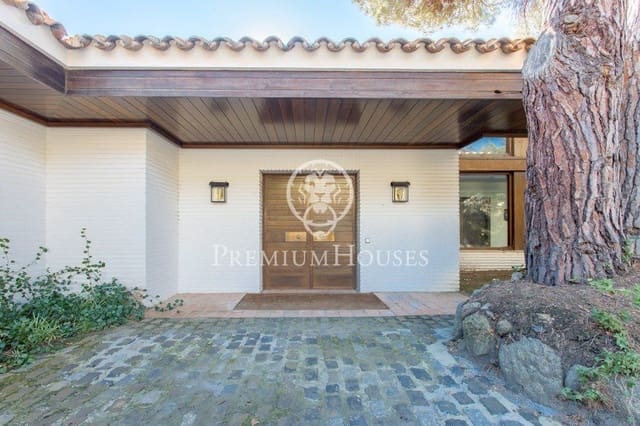 11 chambre Villa/Maison à vendre à Sant Andreu de Llavaneres avec piscine - 1 700 000 € (Ref: 9205167)