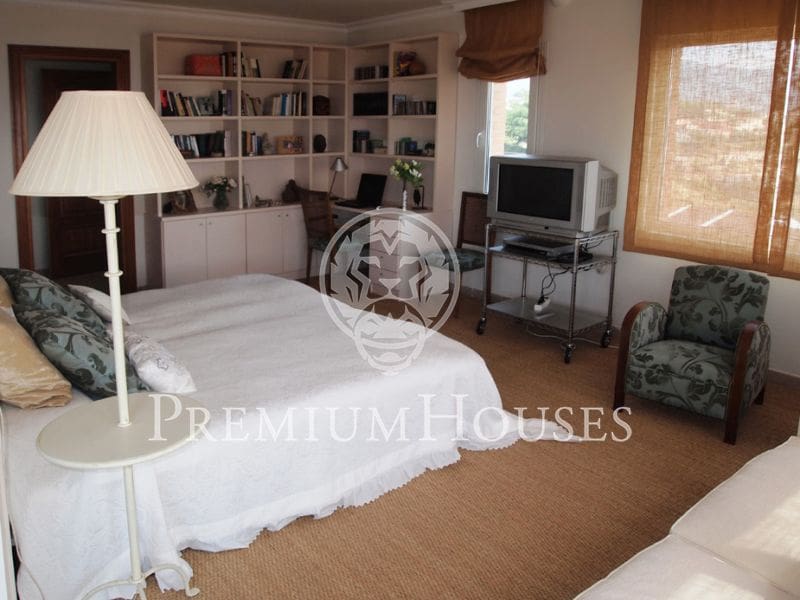 3 sypialnia Willa na sprzedaż w Sant Cebria de Vallalta z basenem garażem - 1 000 000 € (Ref: 9205170)