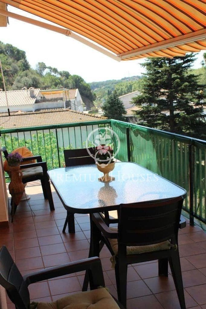 9 sovrum Villa till salu i Arenys de Munt med pool - 1 100 000 € (Ref: 9205172)