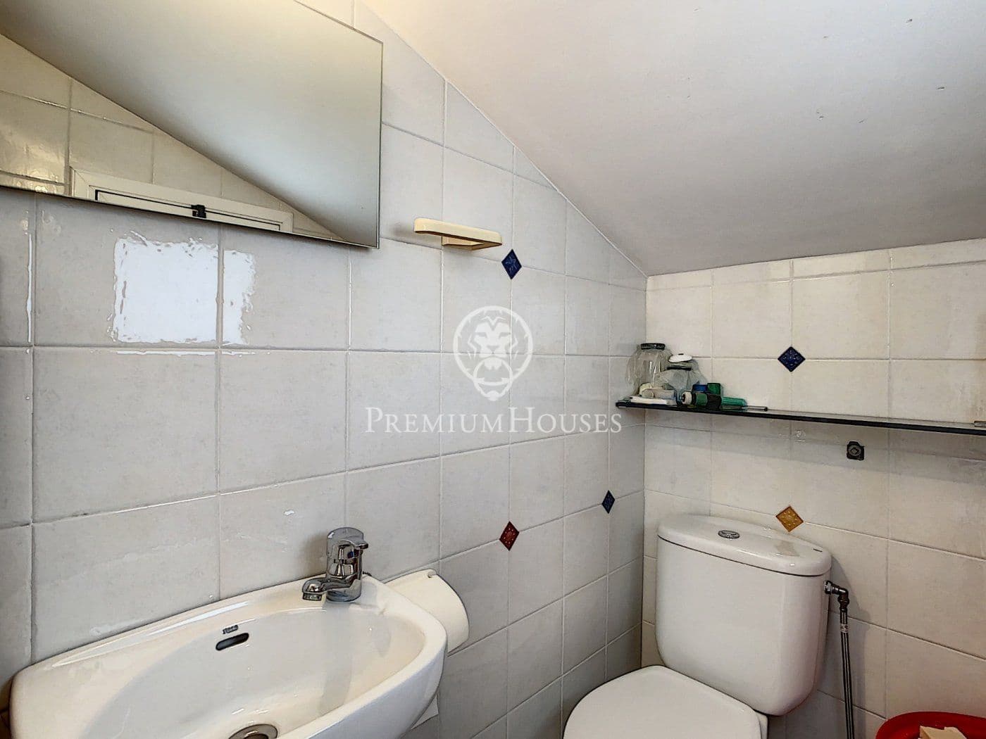 5 chambre Maison de Ville à vendre à Pineda de Mar avec garage - 595 000 € (Ref: 9205173)