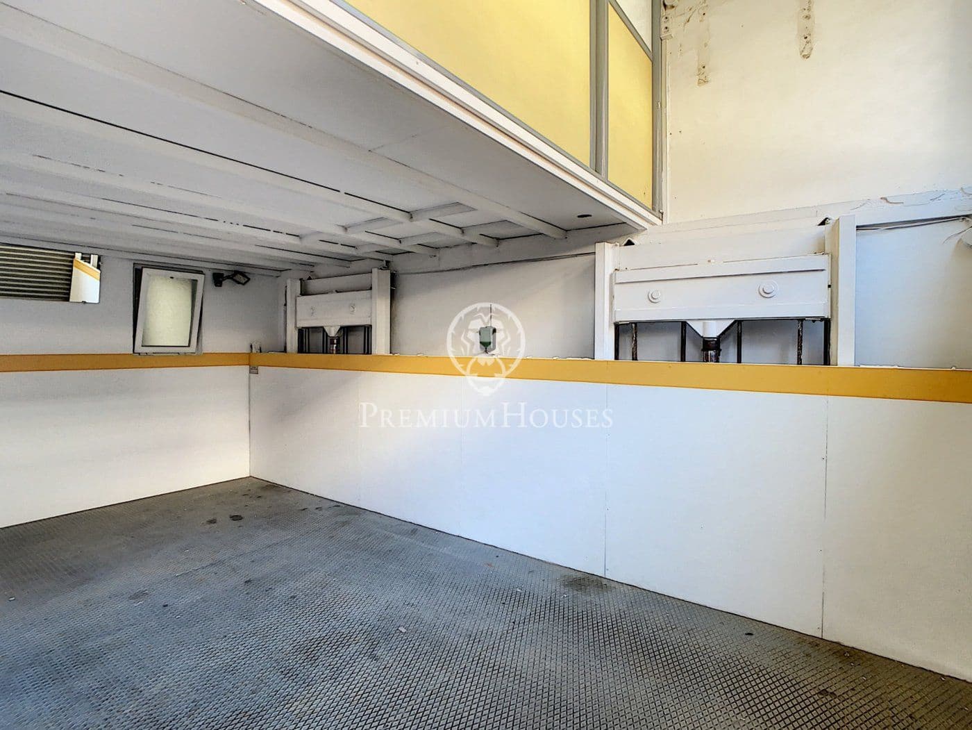 5 chambre Maison de Ville à vendre à Pineda de Mar avec garage - 595 000 € (Ref: 9205173)