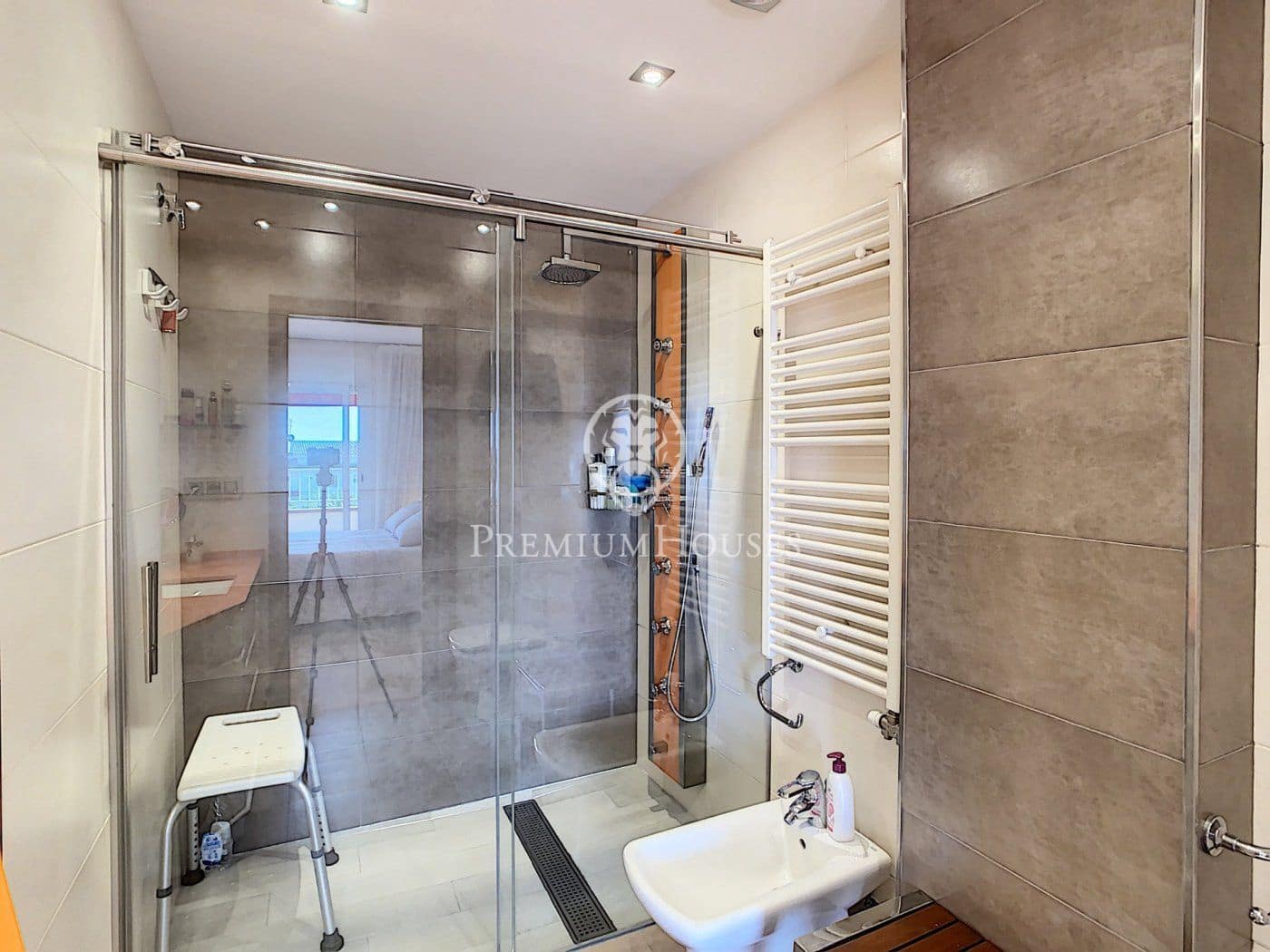 5 sypialnia Dom na sprzedaż w Pineda de Mar z garażem - 595 000 € (Ref: 9205173)