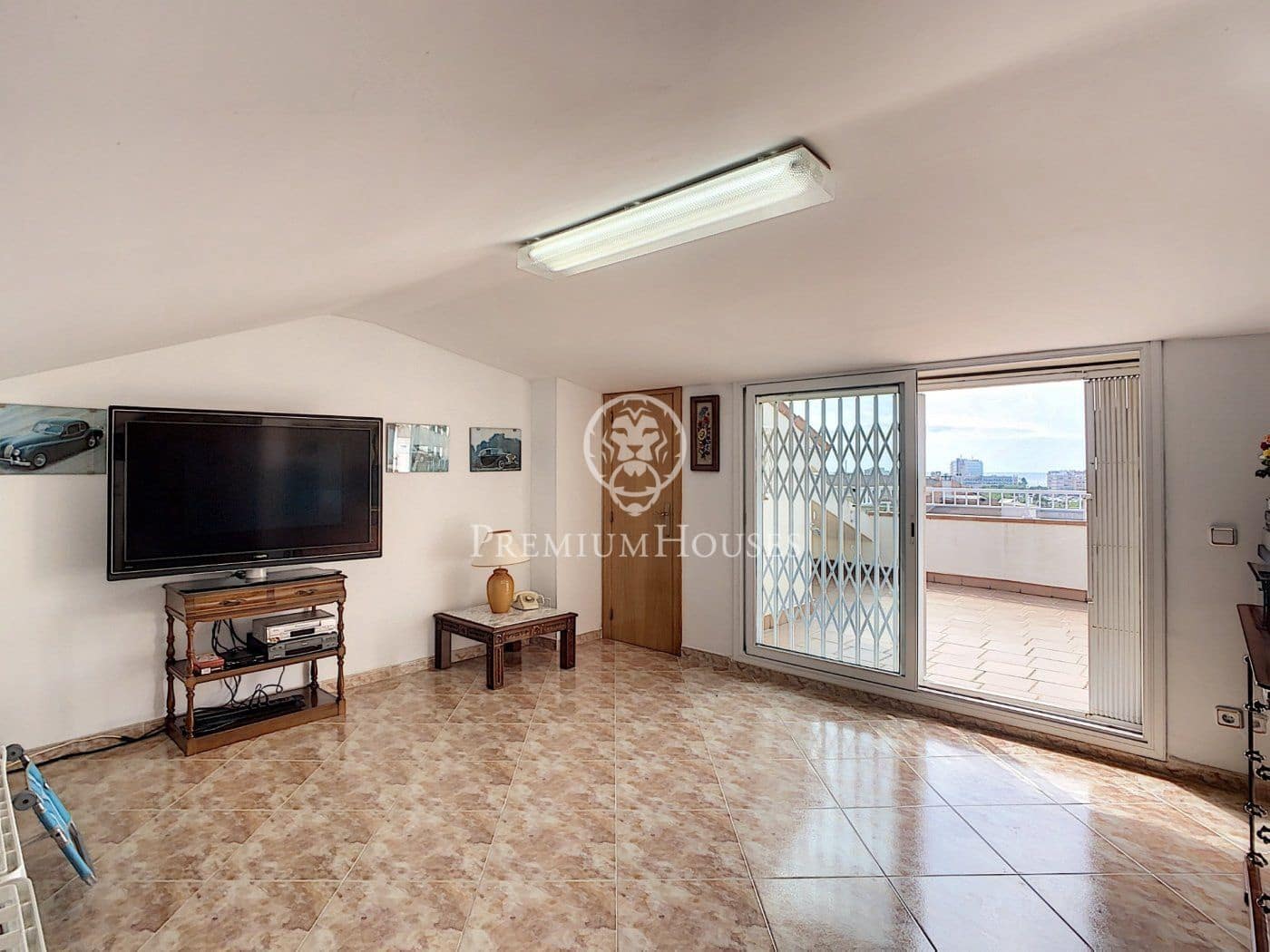 5 sypialnia Dom na sprzedaż w Pineda de Mar z garażem - 595 000 € (Ref: 9205173)