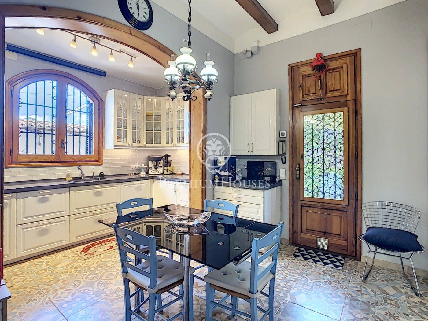 5 Zimmer Villa zu verkaufen in Sant Andreu de Llavaneres mit Pool - 1.100.000 € (Ref: 9205178)