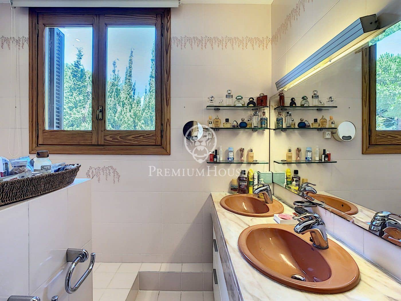 5 Zimmer Villa zu verkaufen in Sant Andreu de Llavaneres mit Pool - 1.100.000 € (Ref: 9205178)