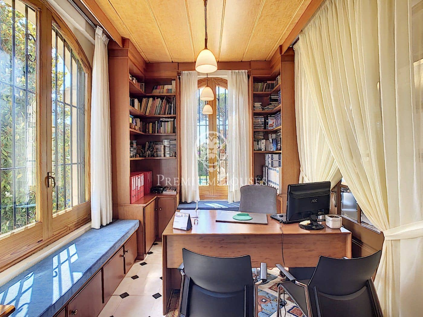 5 Zimmer Villa zu verkaufen in Sant Andreu de Llavaneres mit Pool - 1.100.000 € (Ref: 9205178)