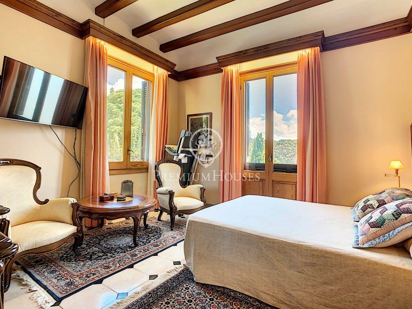 5 Zimmer Villa zu verkaufen in Sant Andreu de Llavaneres mit Pool - 1.100.000 € (Ref: 9205178)