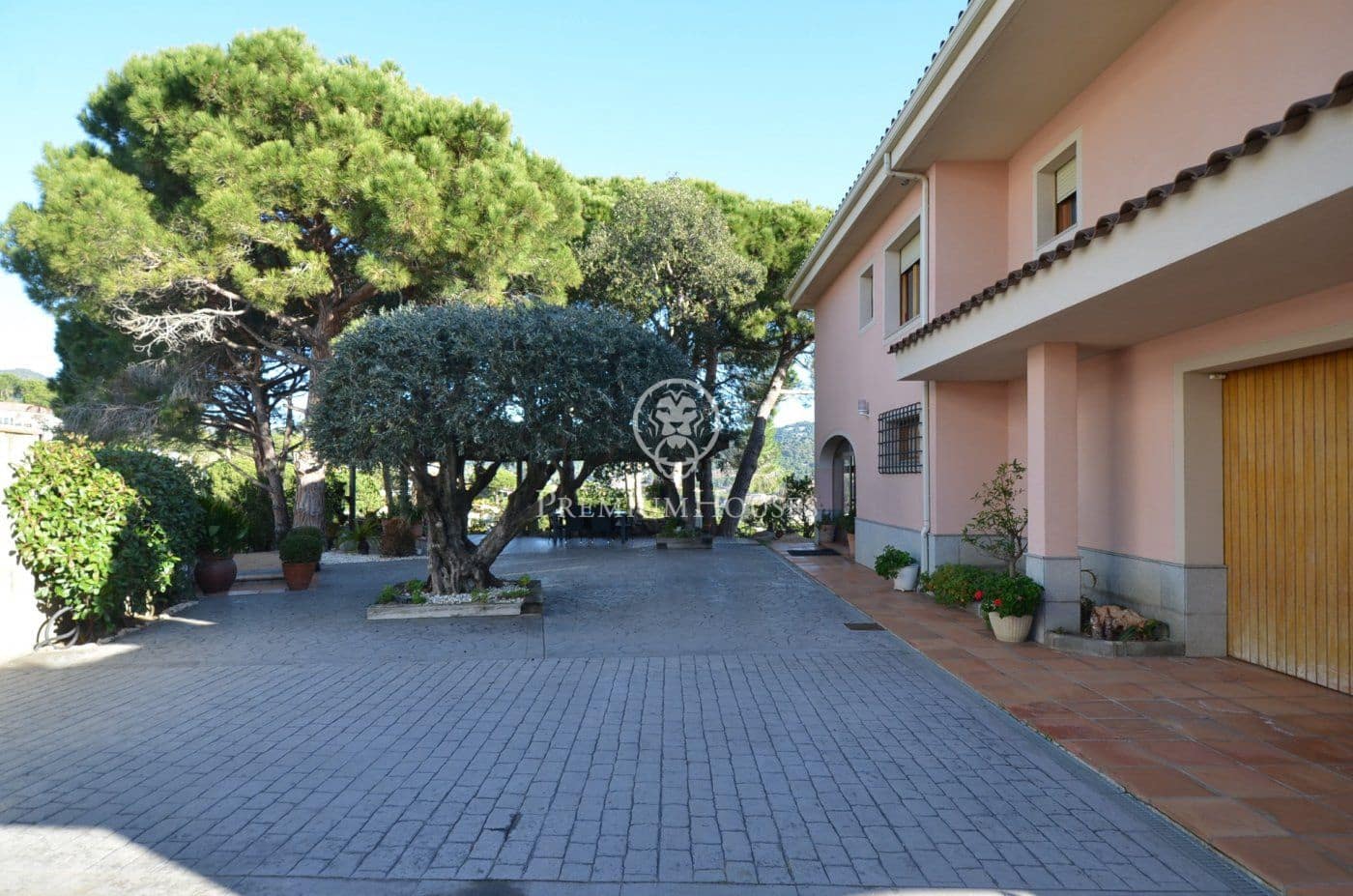 6 soveværelse Villa til salg i Alella med swimmingpool garage - € 2.900.000 (Ref: 9205182)