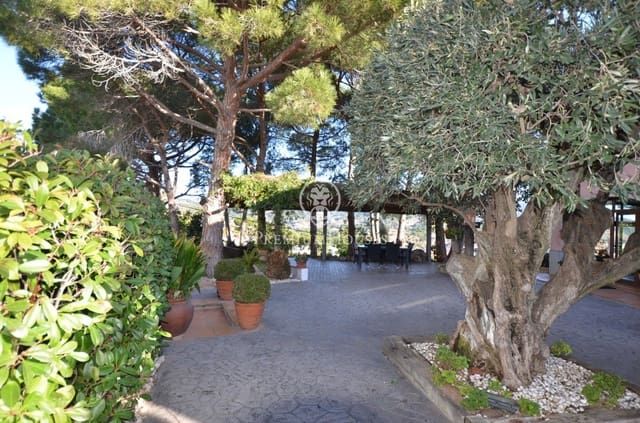 6 soveværelse Villa til salg i Alella med swimmingpool garage - € 2.900.000 (Ref: 9205182)