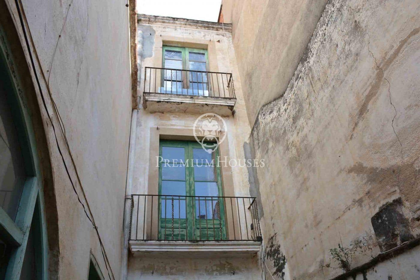 Townhouse for sale in Arenys de Mar - € 675,000 (Ref: 9205184)