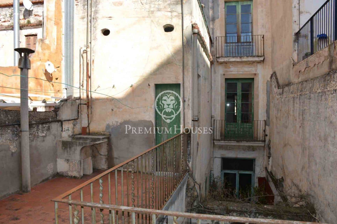 Townhouse for sale in Arenys de Mar - € 675,000 (Ref: 9205184)