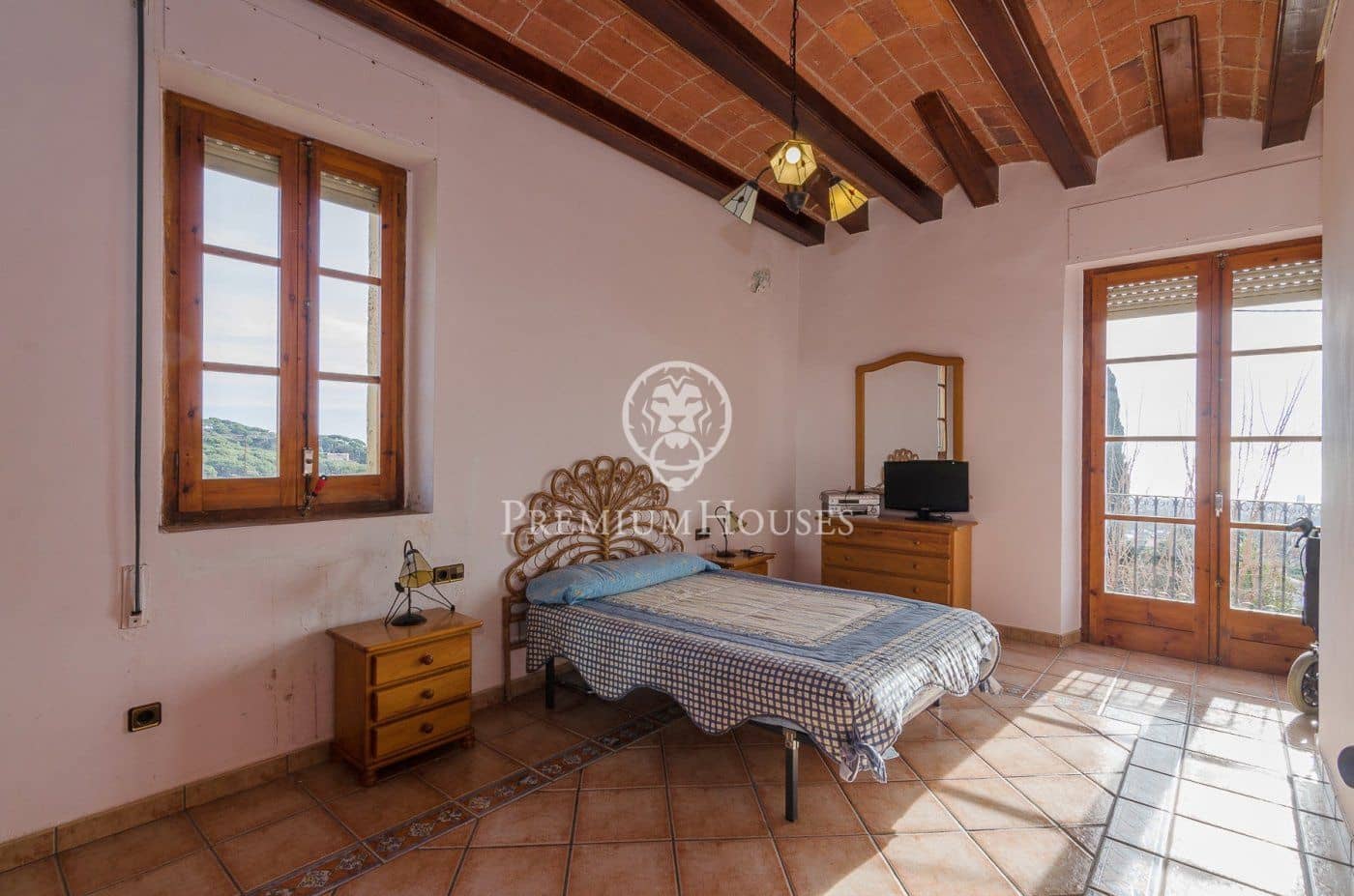 4 sovrum Finca/Hus på landet till salu i Mataro med garage - 1 495 000 € (Ref: 9205186)