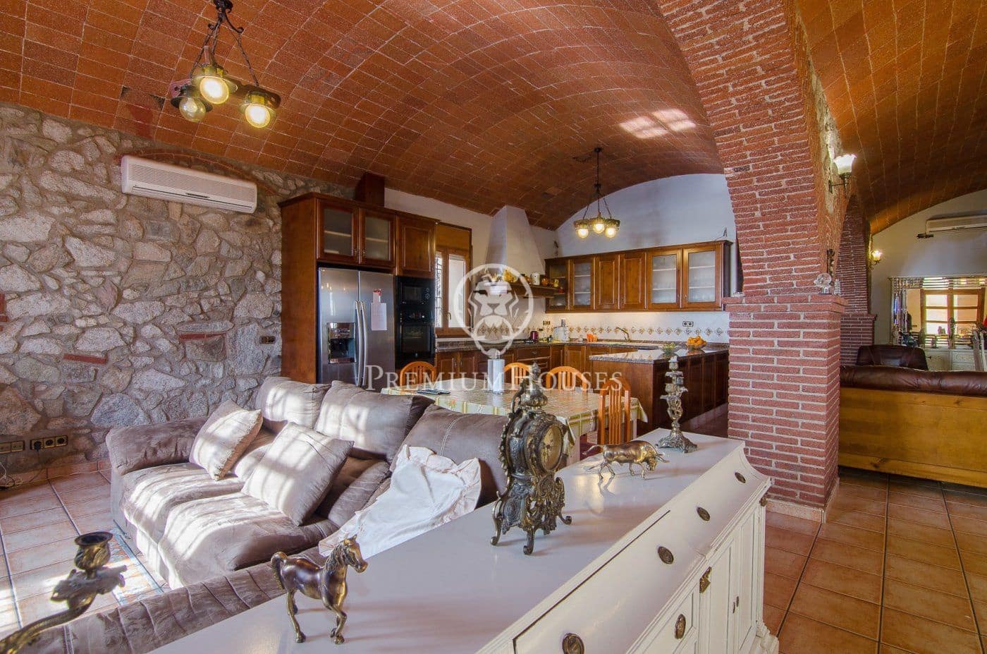 4 sovrum Finca/Hus på landet till salu i Mataro med garage - 1 495 000 € (Ref: 9205186)