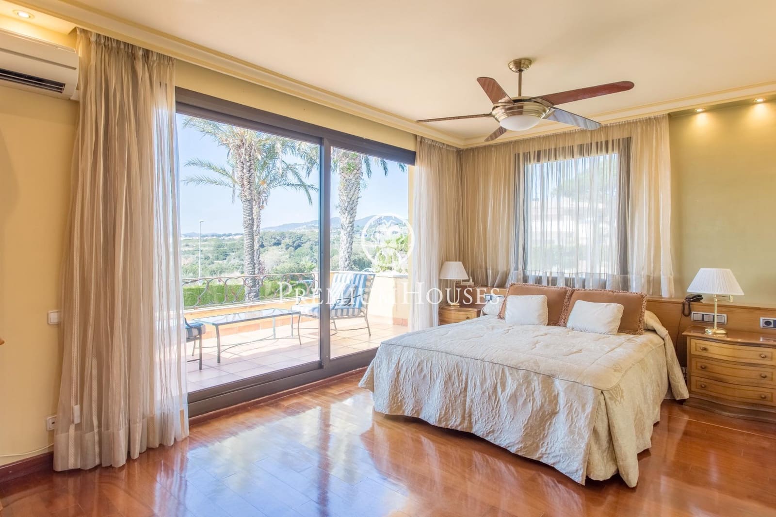 5 chambre Villa/Maison à vendre à Alella avec piscine garage - 1 980 000 € (Ref: 9205189)