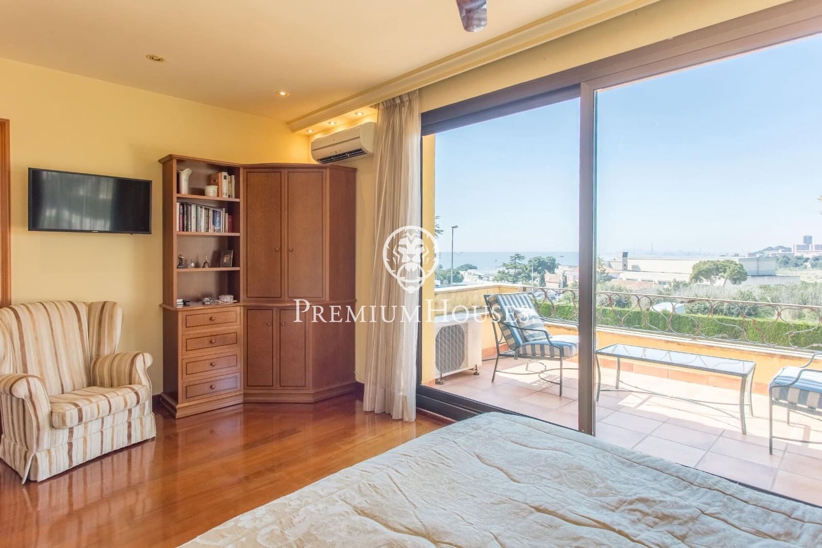 5 chambre Villa/Maison à vendre à Alella avec piscine garage - 1 980 000 € (Ref: 9205189)