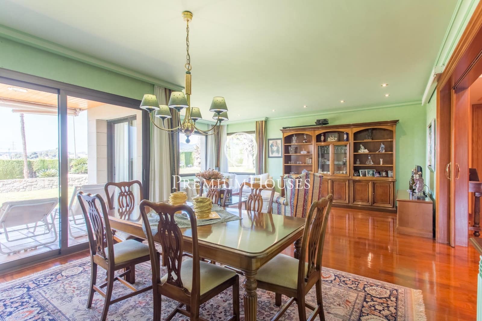 5 chambre Villa/Maison à vendre à Alella avec piscine garage - 1 980 000 € (Ref: 9205189)