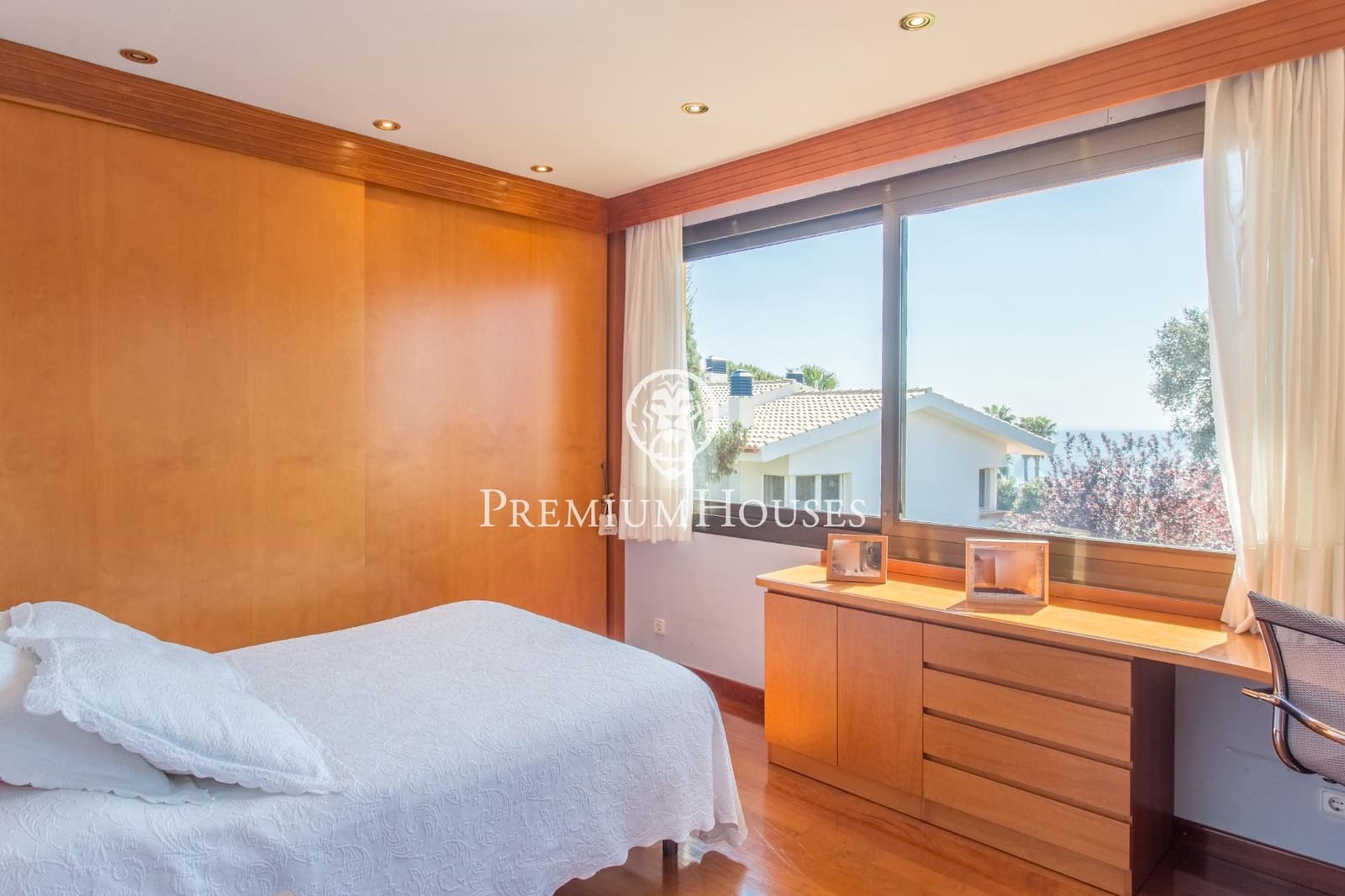 5 chambre Villa/Maison à vendre à Alella avec piscine garage - 1 980 000 € (Ref: 9205189)