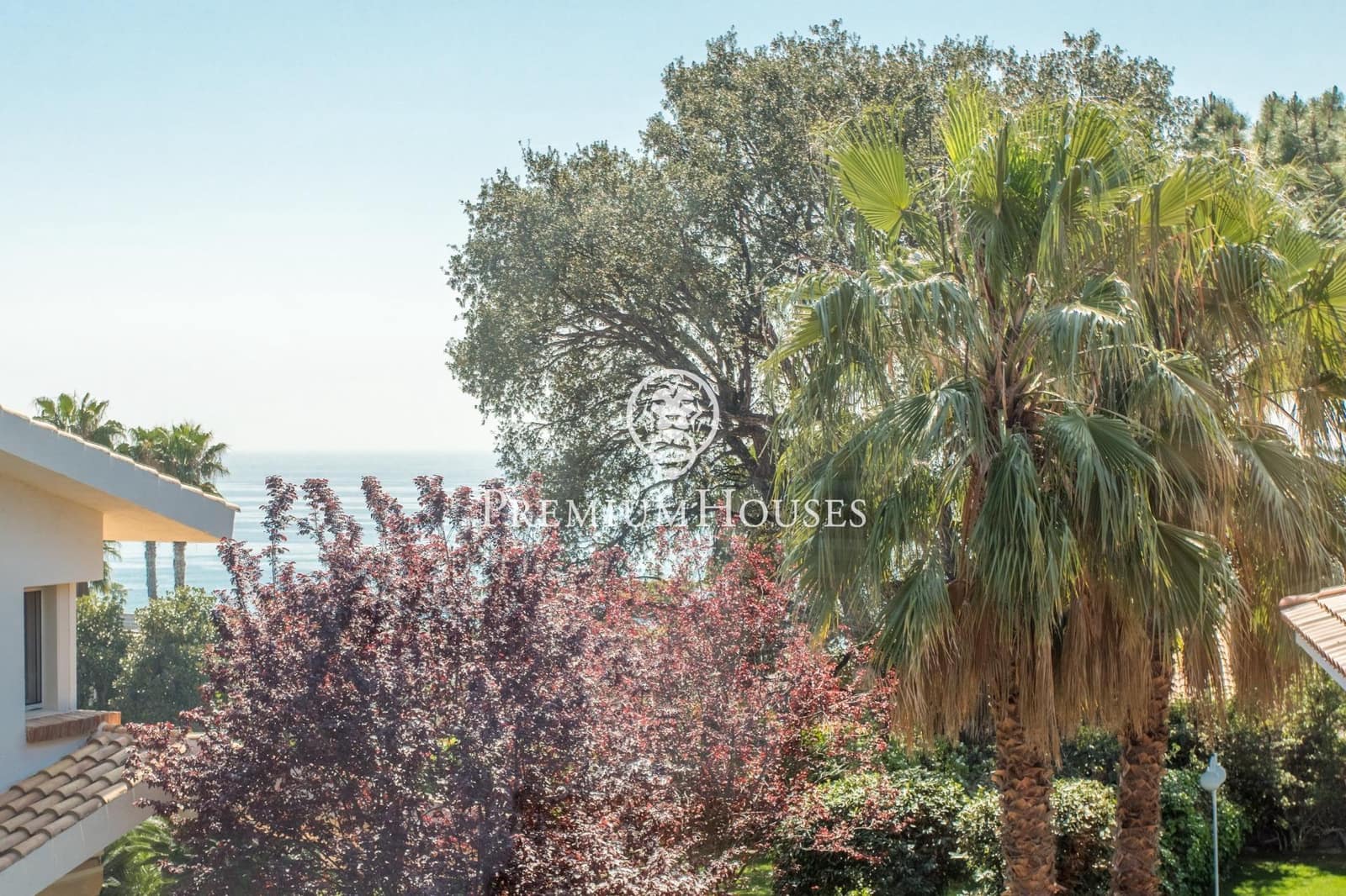 5 bedroom Villa for sale in Alella with pool garage - € 1,980,000 (Ref: 9205189)