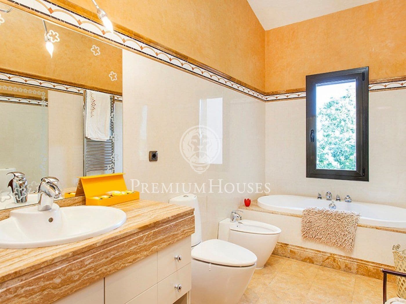 6 slaapkamer Villa te koop in Calella met zwembad garage - € 2.600.000 (Ref: 9205191)